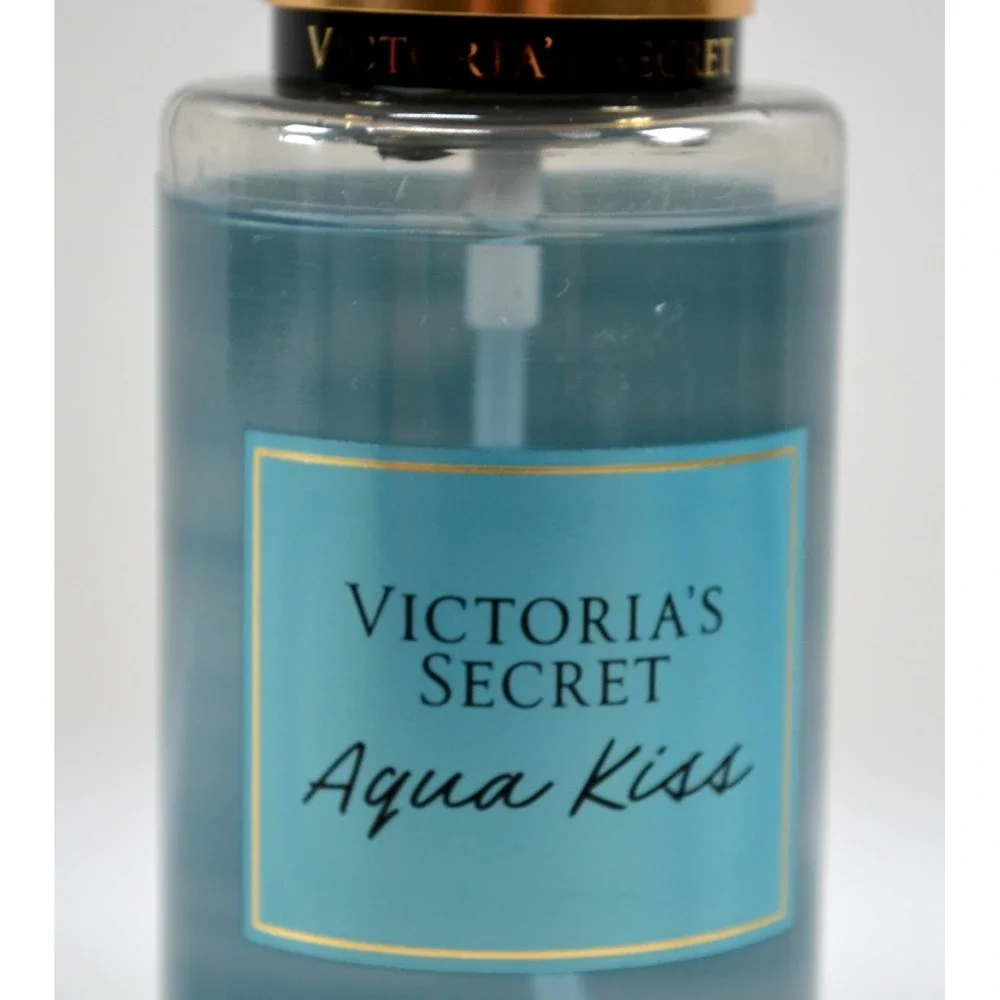 Victorias Secret Body Spray AQUA KISS Fragrance Mist Full Size 250 mL 8.4 oz NEW